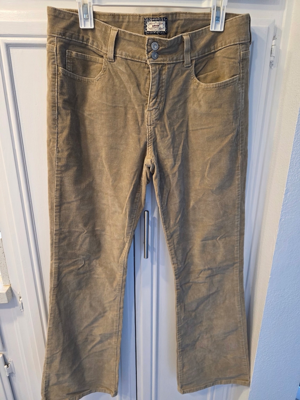 Levi's Women's Corduroy Bootcut Pants in Khaki ~ Size 10 Slender 526 - Picture 2 of 10